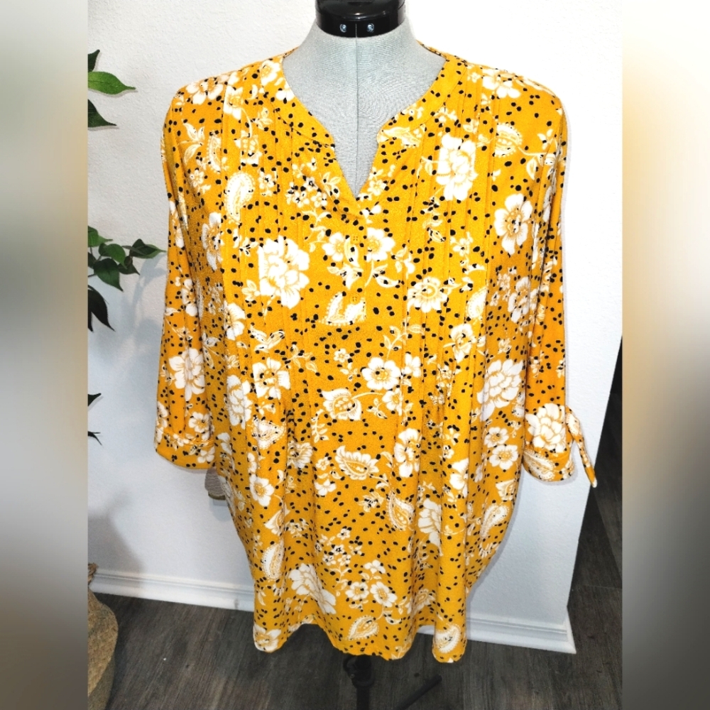 Yellow and Black 3/4 Sleeve Boxy Blouse with Mandarin Collar